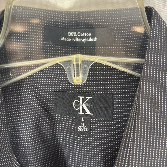 Men’s Large Calvin Klein button up dress shirt Black with white accent New WOT - Picture 3 of 7